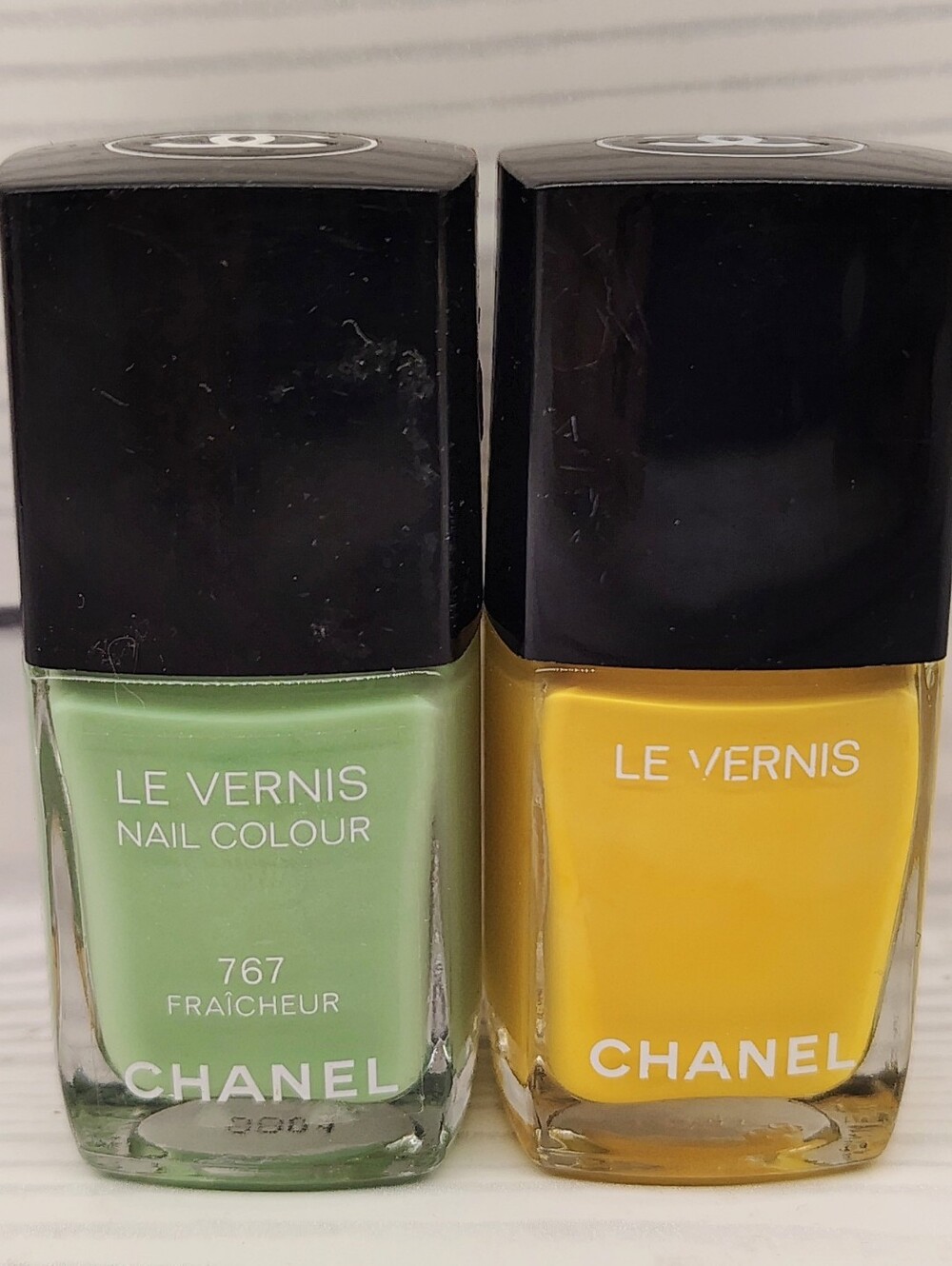 CHANEL Fraîcheur Green & Bright Yellow